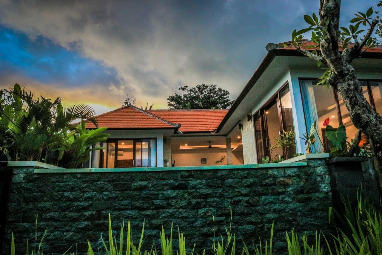 The Sidemen Villa Luaran gambar