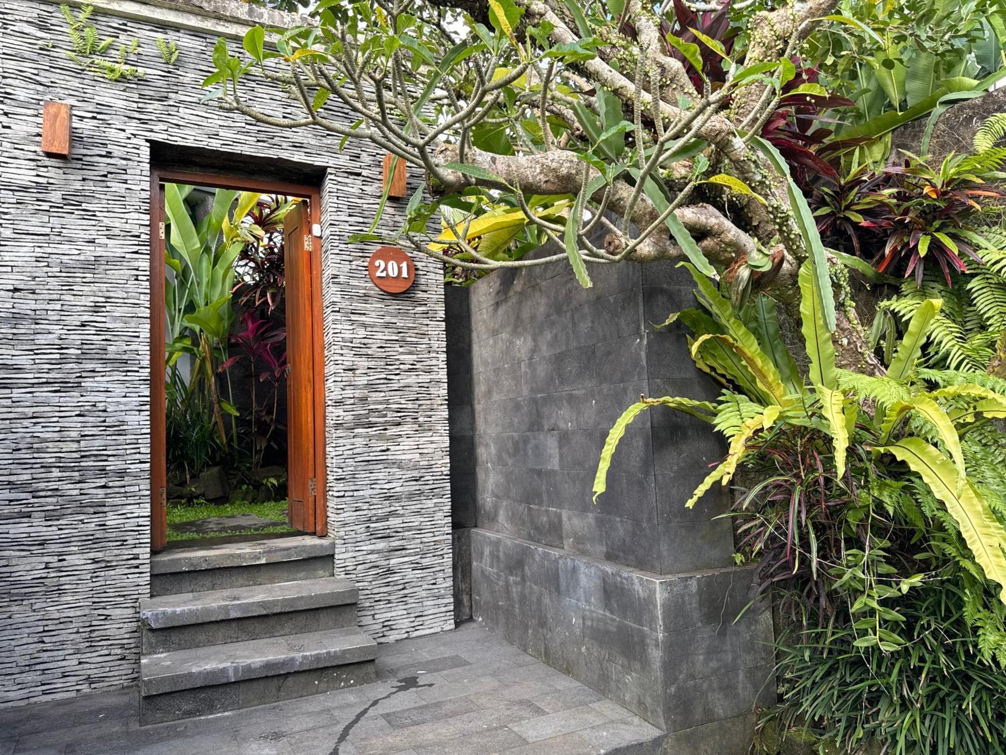 The Sidemen Villa Luaran gambar